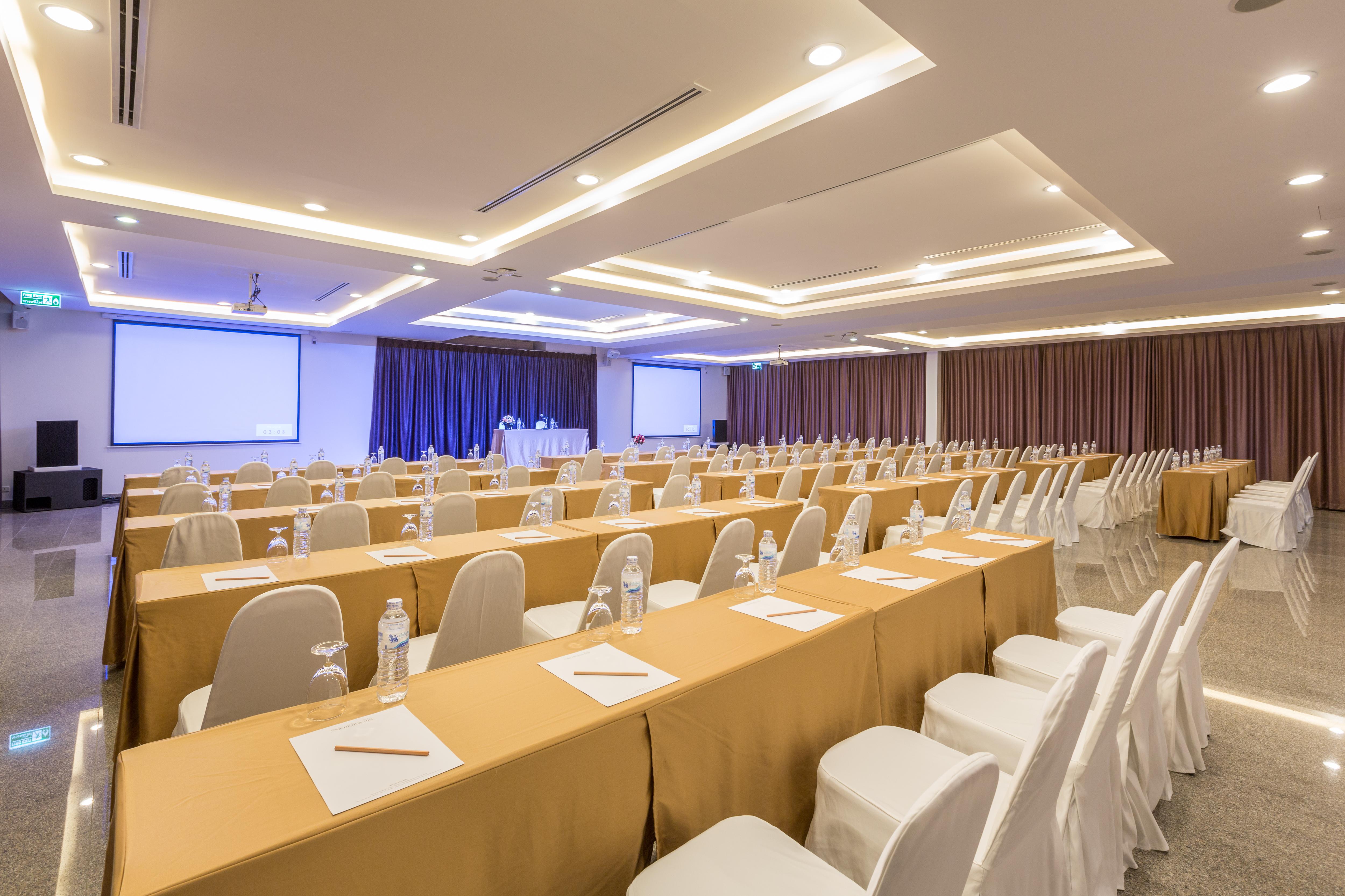 Riche Hua Hin Hotel - Sha Plus Zewnętrze zdjęcie