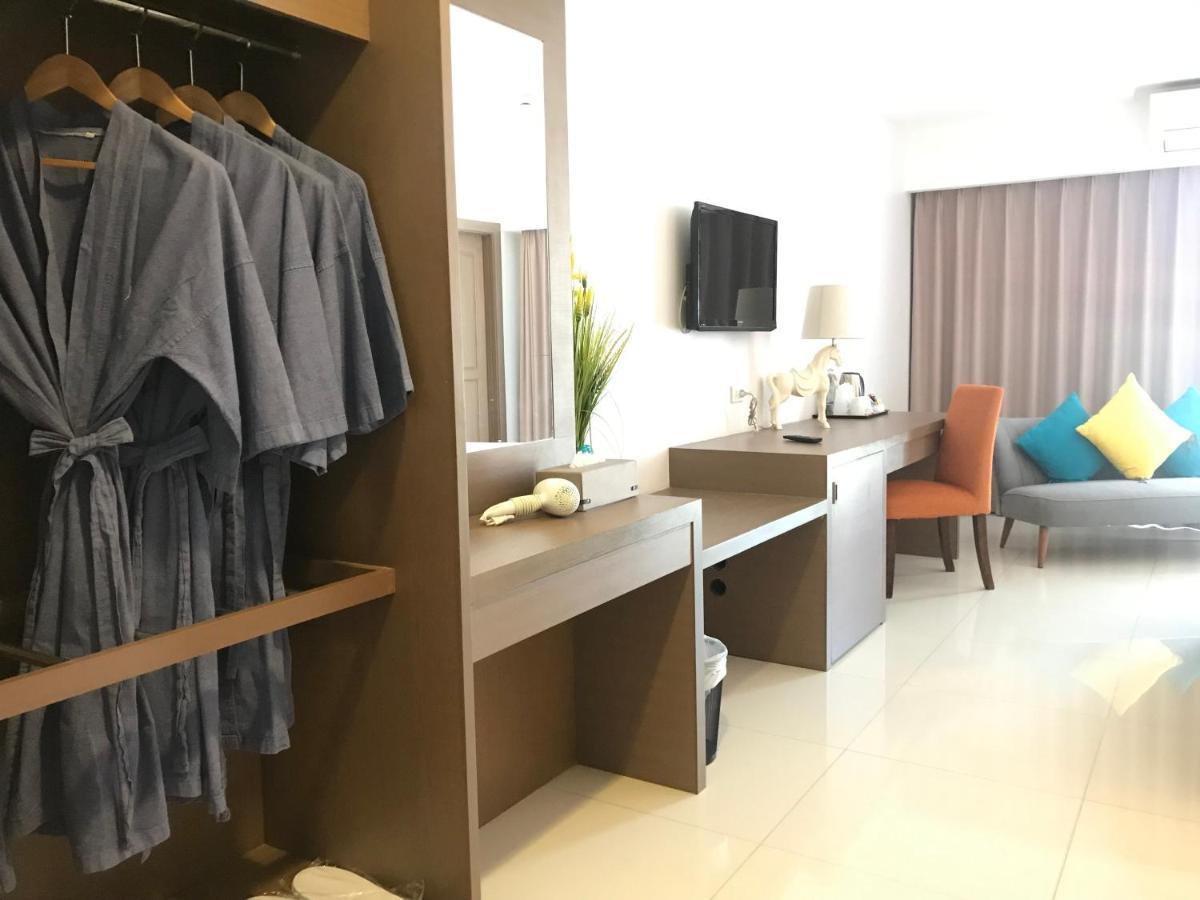 Riche Hua Hin Hotel - Sha Plus Zewnętrze zdjęcie